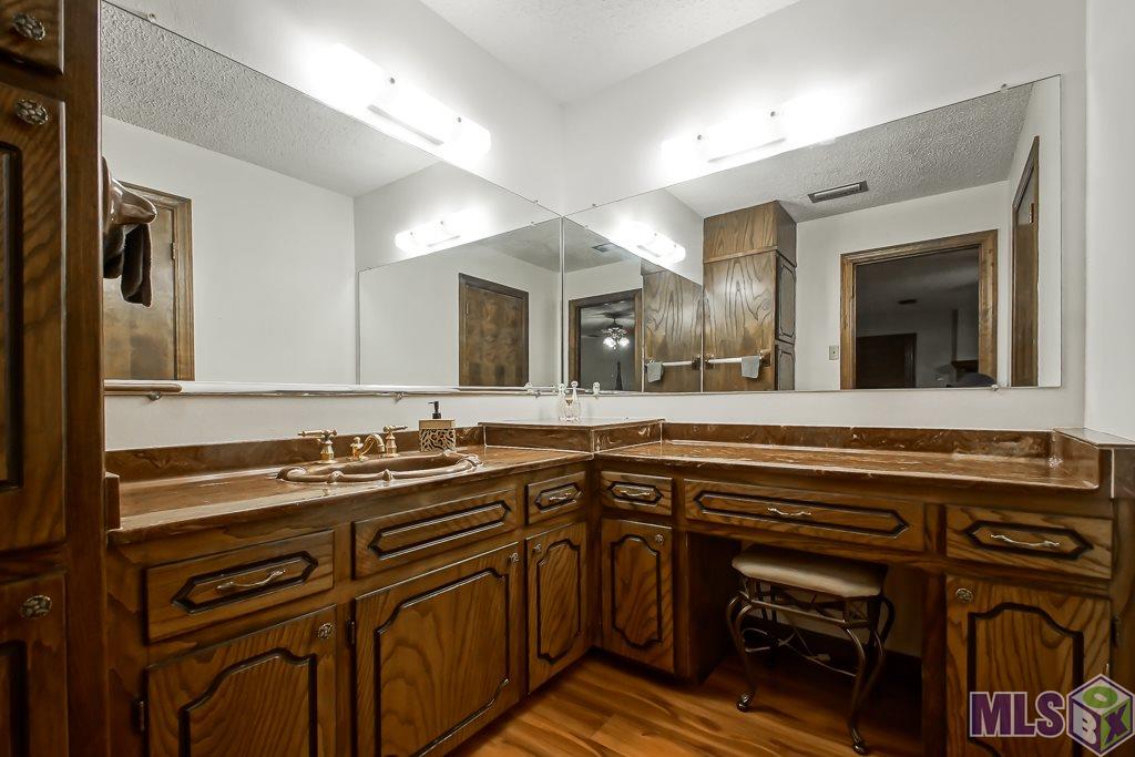 18234 John Broussard Road Prairieville, LA 70769 - Photo 17 of 25 Gallery Image 17