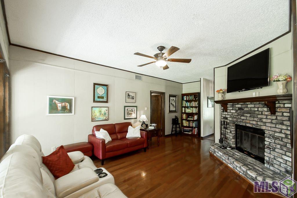 18234 John Broussard Road Prairieville, LA 70769 - Photo 8 of 25 Gallery Image 8