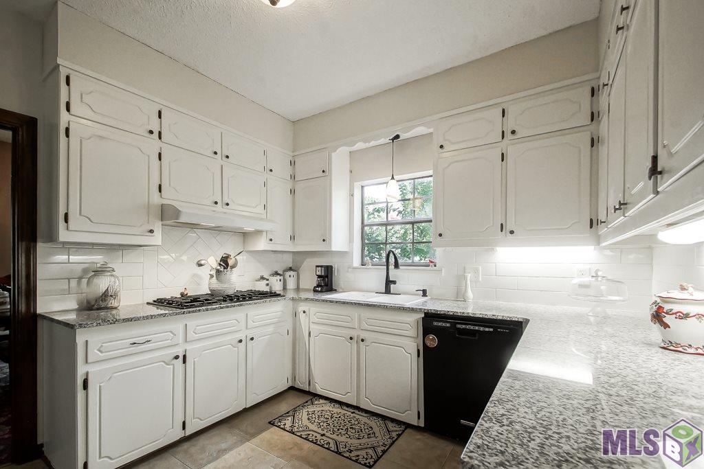 18234 John Broussard Road Prairieville, LA 70769 - Photo 9 of 25 Gallery Image 9