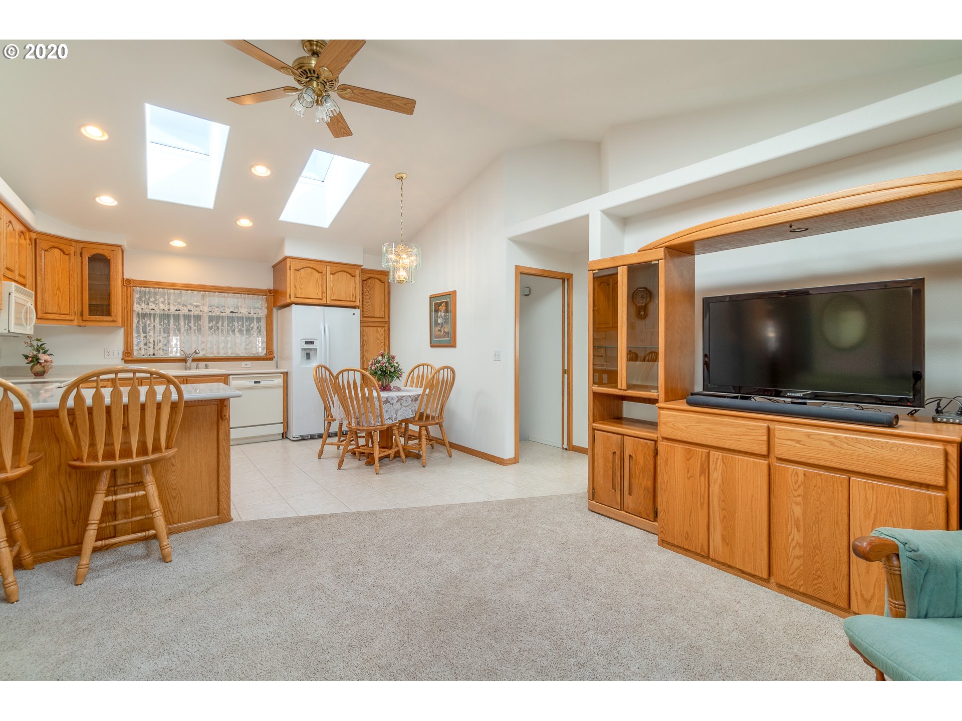 6838 Main Street Springfield, OR 97478 - Photo 25 of 29
