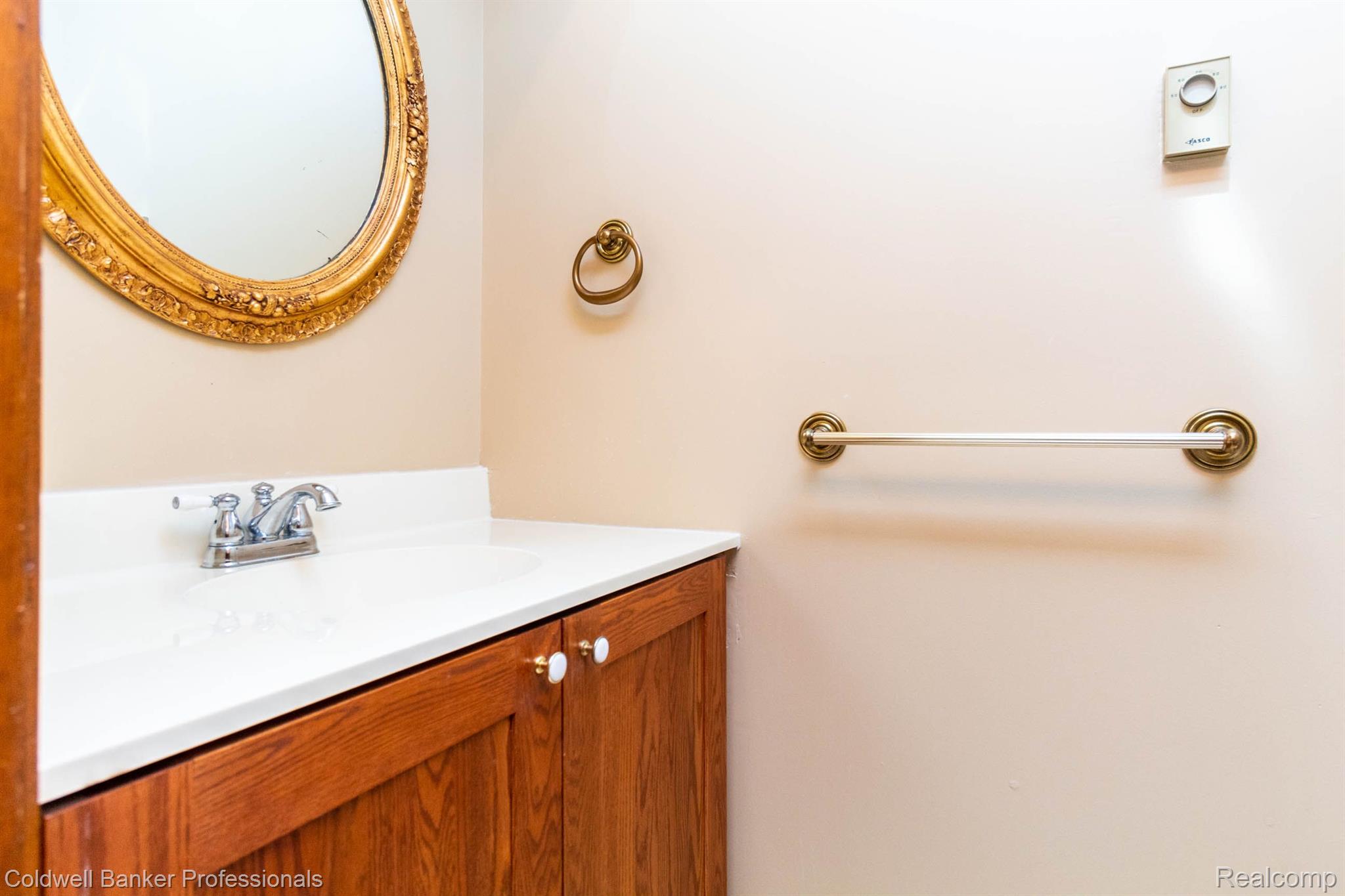 4565 Gallagher Road Rochester, MI 48306 - Photo 52 of 86 Gallery Image 52