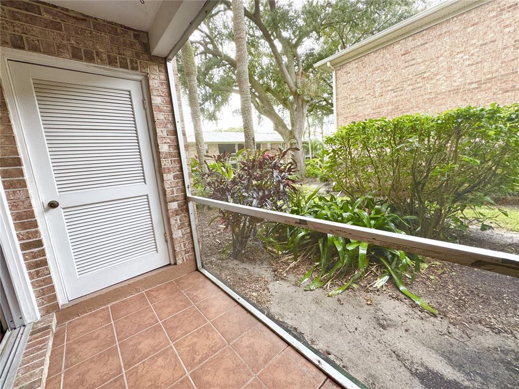 4212 Lake Underhill Road, Unit 5D9 Orlando, FL 32803 - Photo 30 of 58 a view of balcony with wooden floor