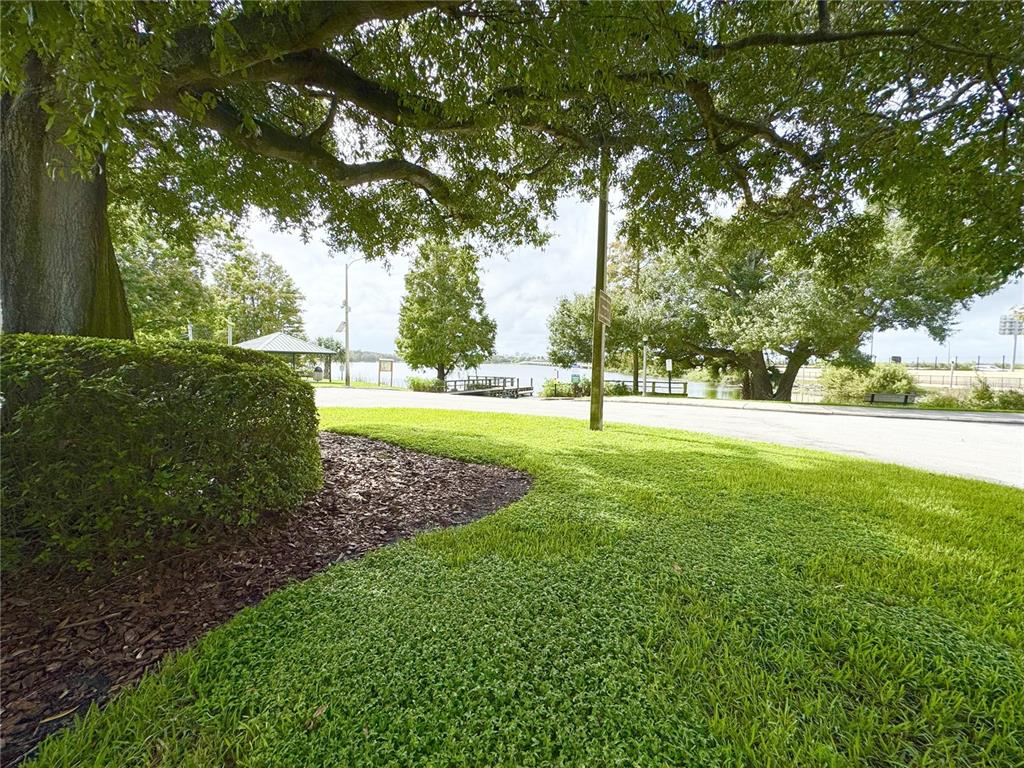 4212 Lake Underhill Road, Unit 5D9 Orlando, FL 32803 - Photo 54 of 58 a view of field with trees