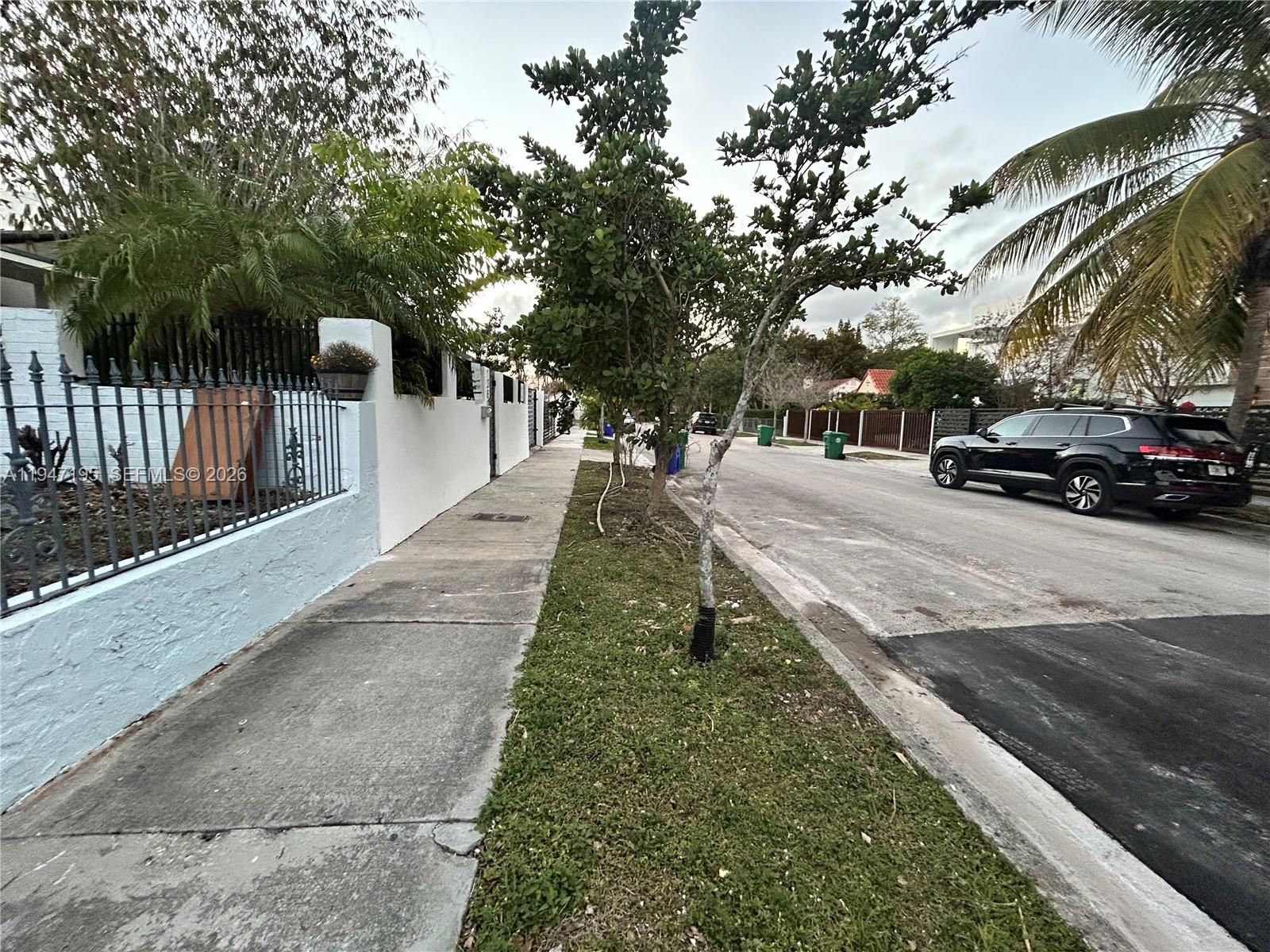 1352 Southwest 16th Street Miami, FL 33145 - Photo 5 of 14