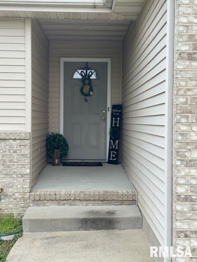 3500 Lytham Drive Springfield, IL 62712 - Photo 6 of 6 Gallery Image 6