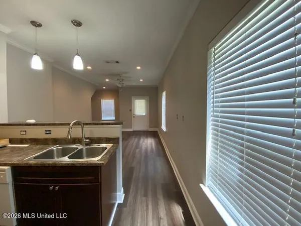 $1,100 | 13495 Artes Street, Unit A, Gulfport, MS 39503