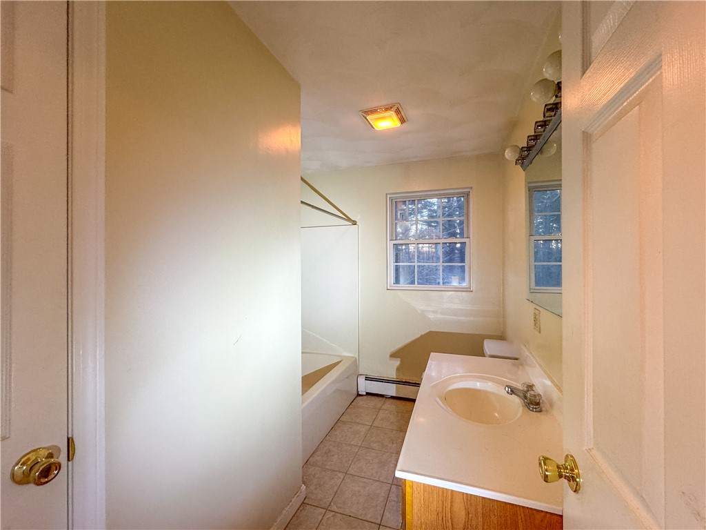 3 Highland Trail Richmond, RI 02832 - Photo 10 of 35