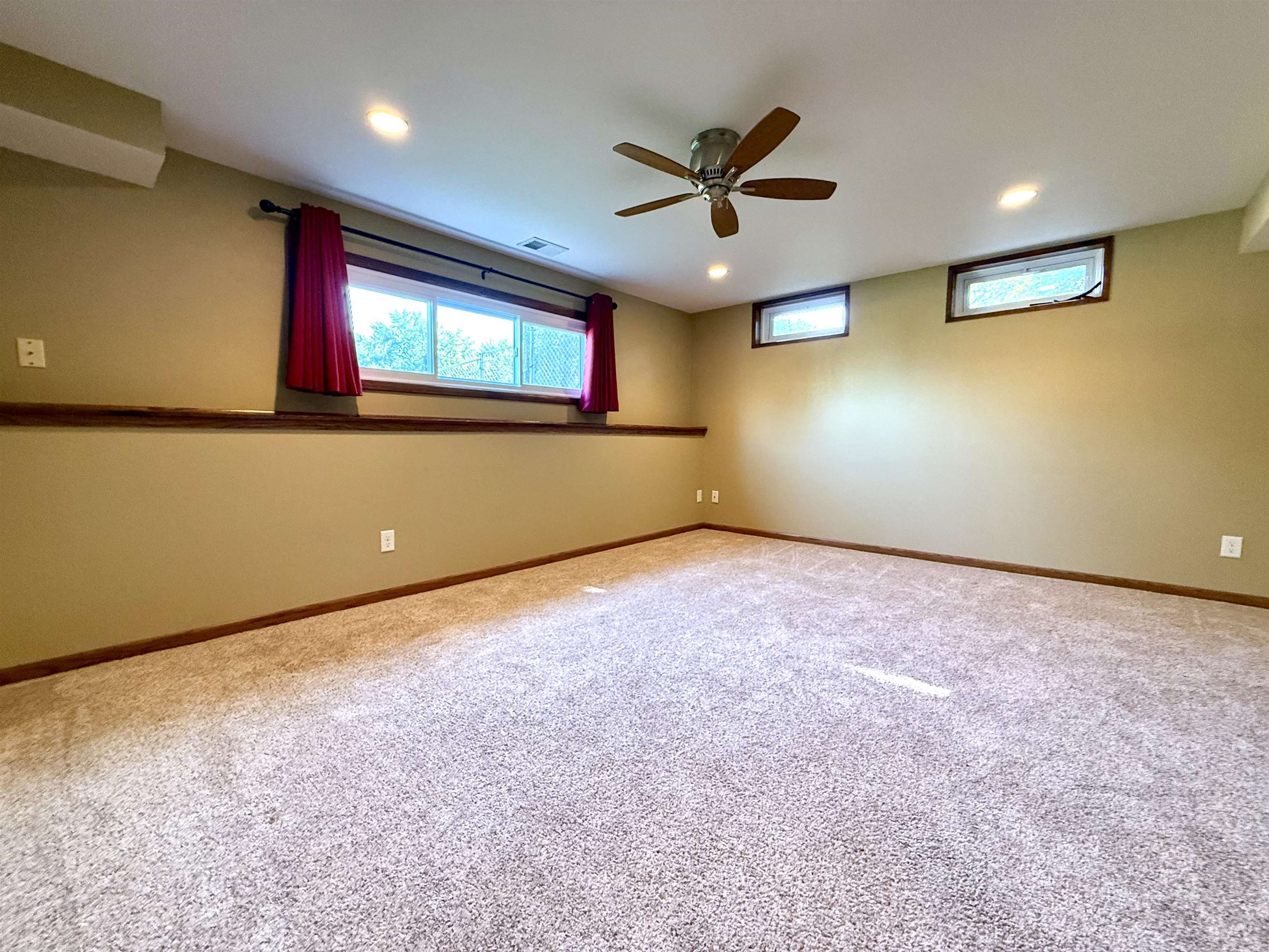 4701 Starker Avenue Madison, WI 53716 - Photo 30 of 41
