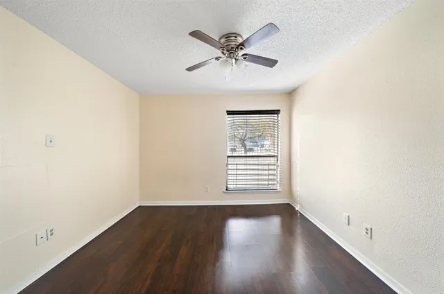 $1,100 | 2818 South Bartell Drive, Unit 4, Houston, TX 77054