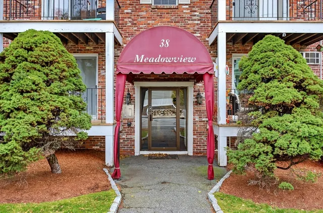 $375,000 | 38 Bennett Street, Unit 3D, Wakefield, MA 01880