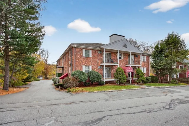 $375,000 | 38 Bennett Street, Unit 3D, Wakefield, MA 01880