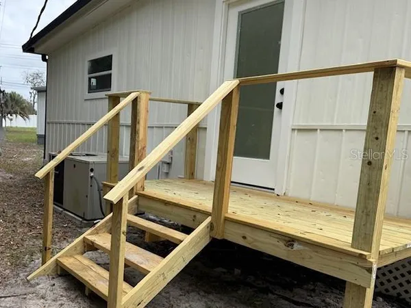 $104,900 | 9 Plantation Avenue, DeBary, FL 32713