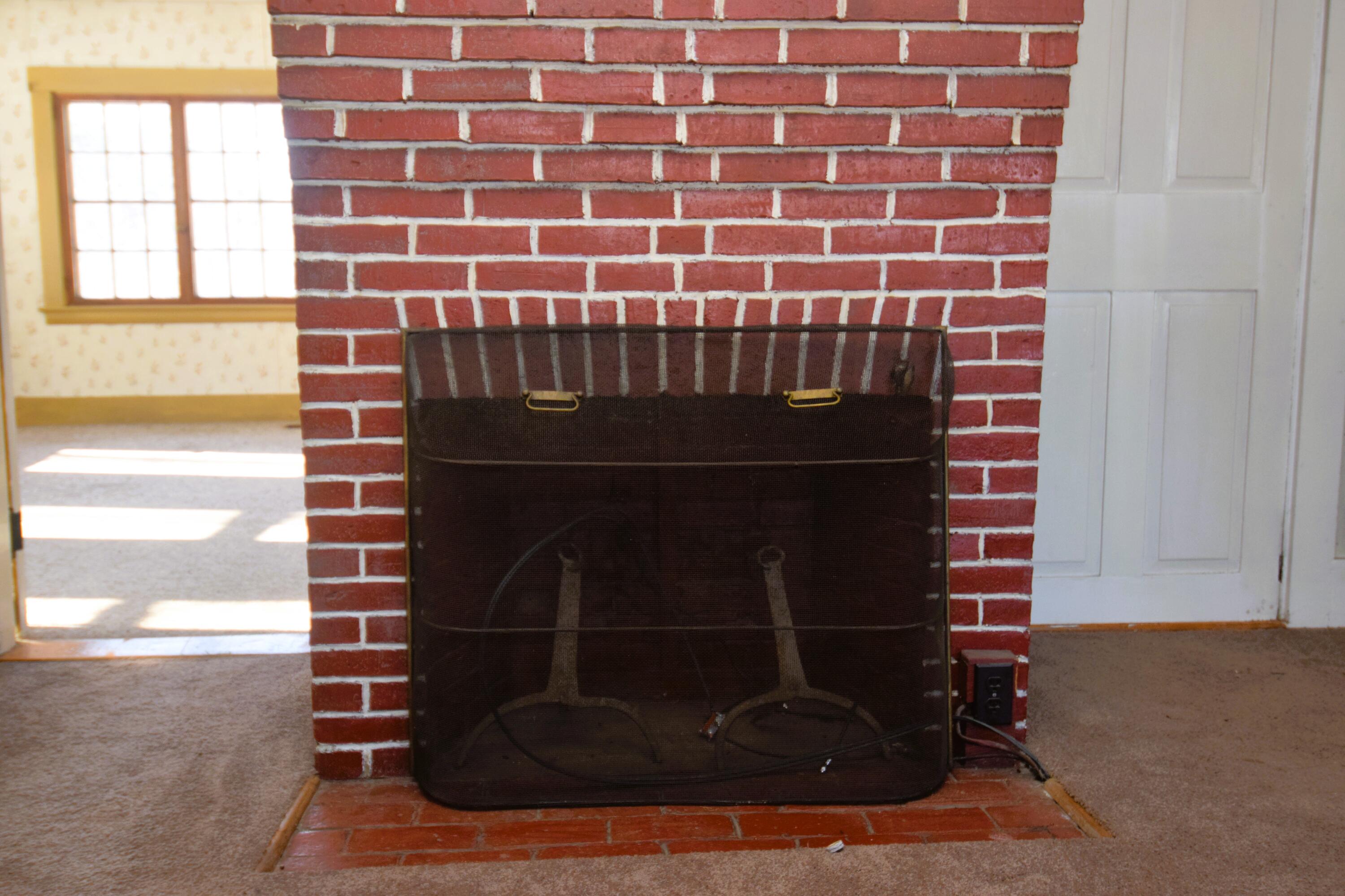 452 New Portland Road North Anson, ME 04958 - Photo 16 of 78 Living Room