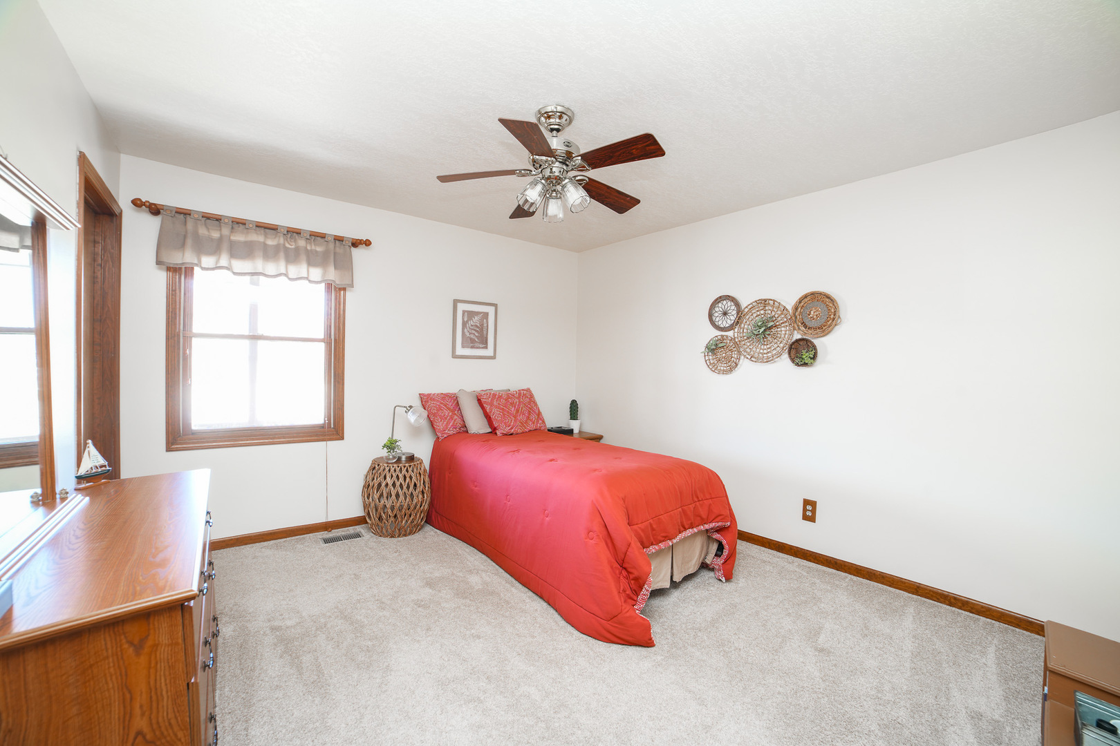 586 Water Tower Road South Manteno, IL 60950 - Photo 17 of 28 Gallery Image 17