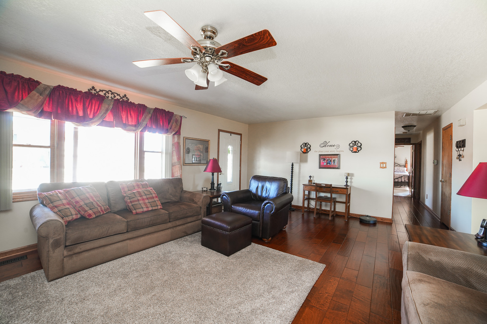 586 Water Tower Road South Manteno, IL 60950 - Photo 6 of 28 Gallery Image 6
