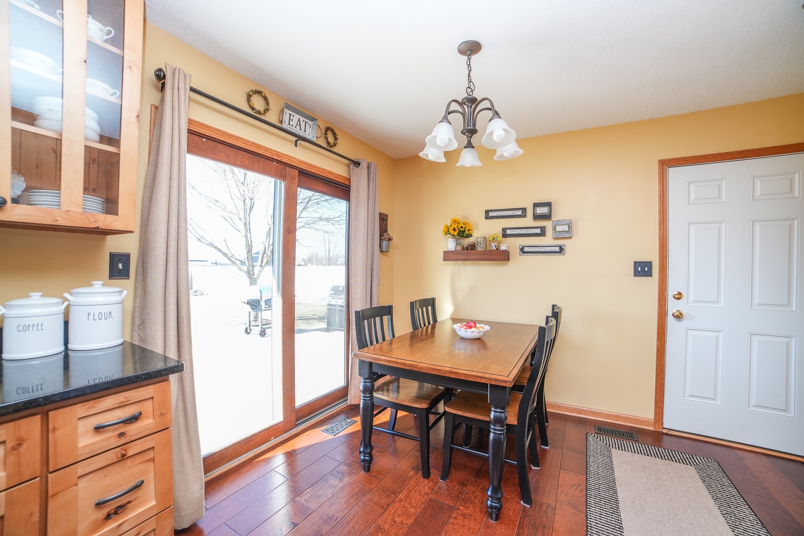 586 Water Tower Road South Manteno, IL 60950 - Photo 8 of 28 Gallery Image 8
