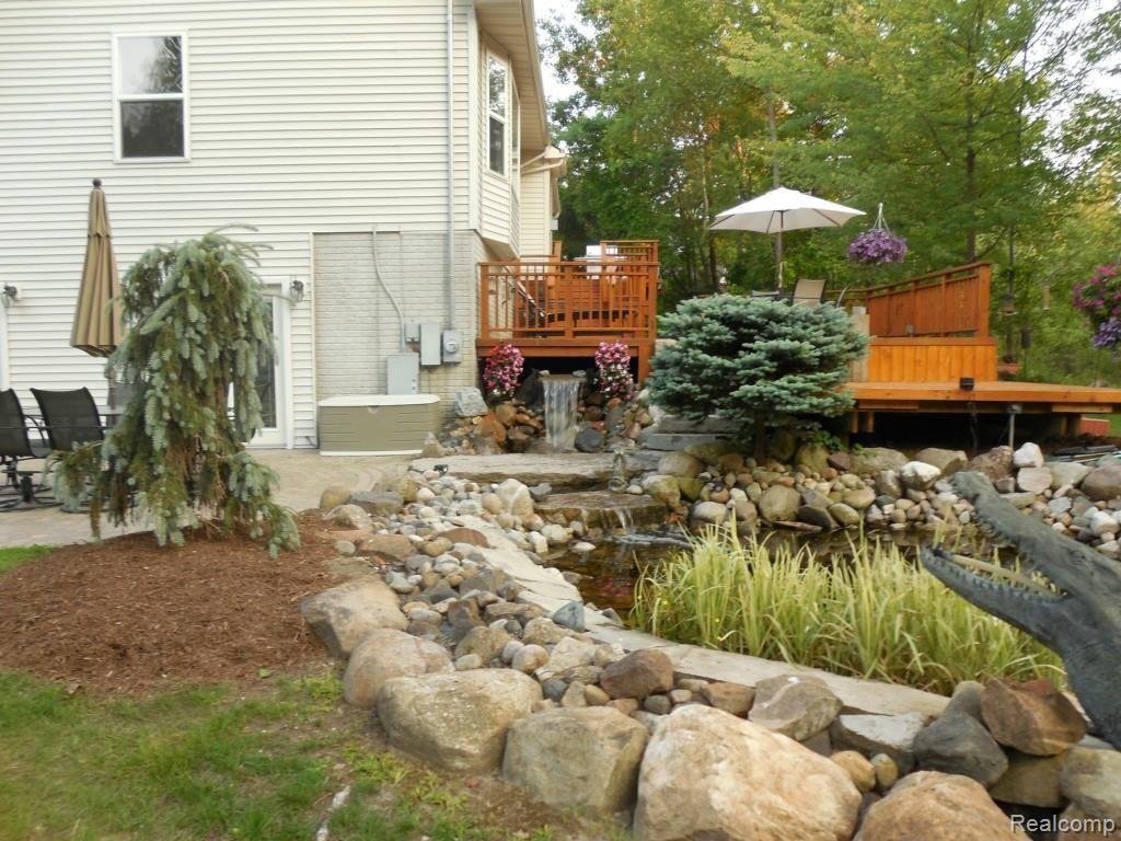 9939 North Eston Road Clarkston, MI 48348 - Photo 10 of 27 9939 Eston 026.jpg