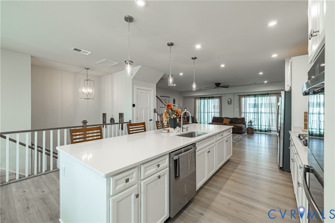 12151 Calgary Loop Chester, VA 23831 - Photo 11 of 42