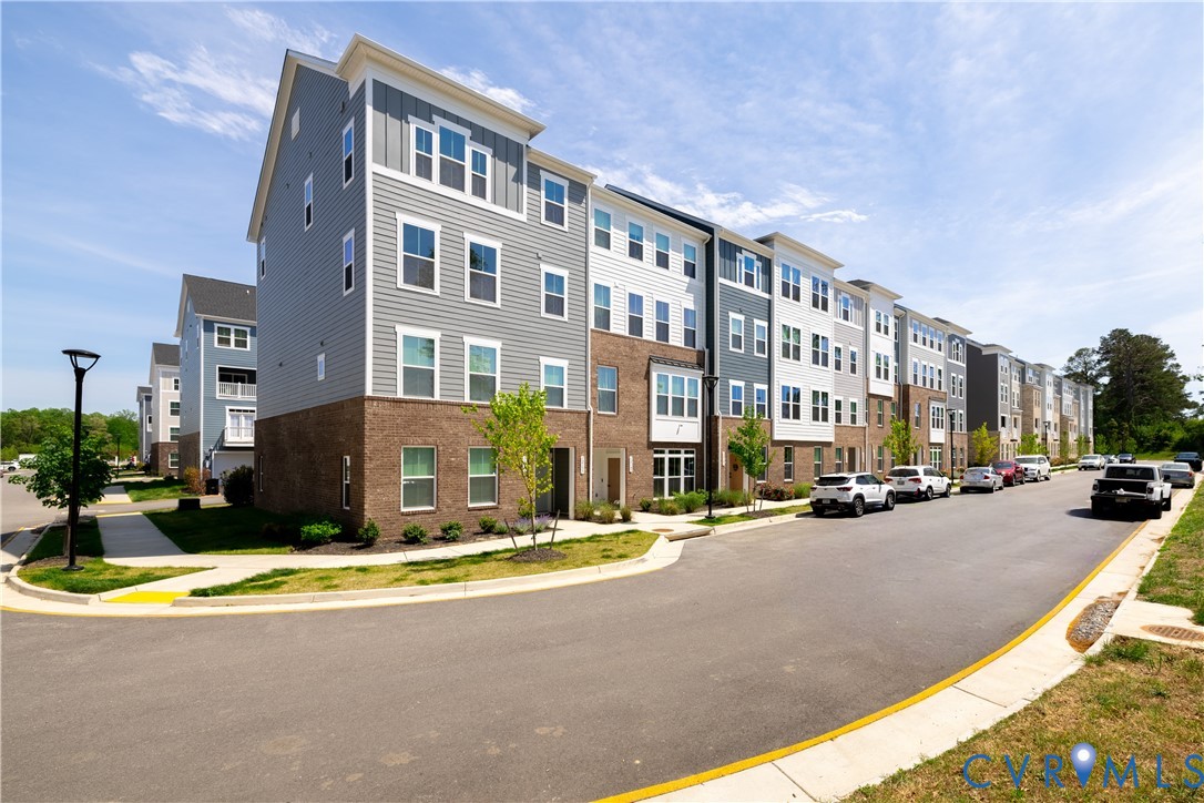 12151 Calgary Loop Chester, VA 23831 - Photo 3 of 42