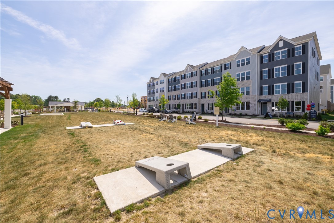 12151 Calgary Loop Chester, VA 23831 - Photo 35 of 42