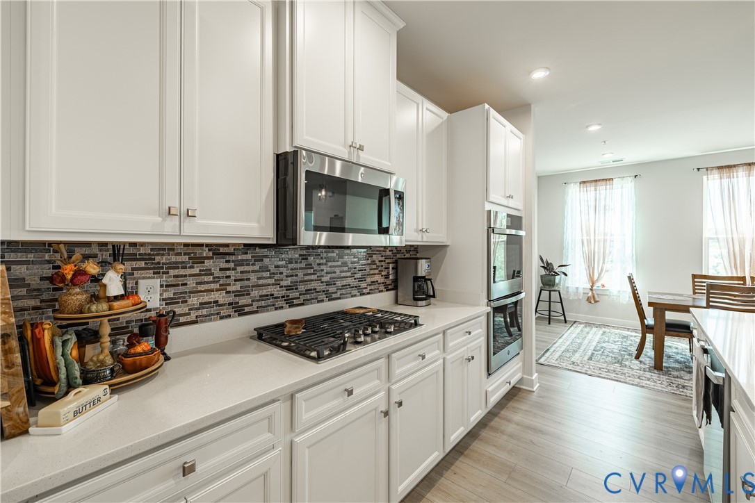 12151 Calgary Loop Chester, VA 23831 - Photo 8 of 42