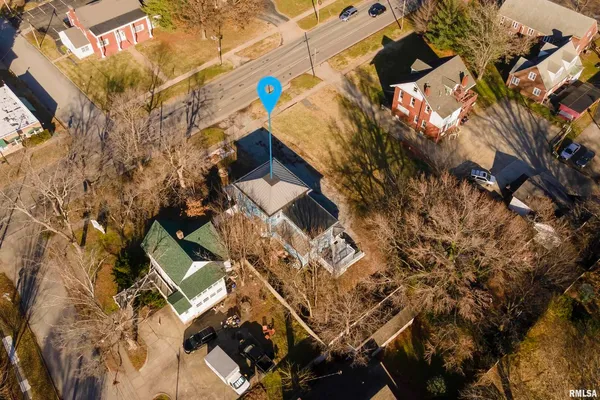 $249,000 | 509 West Main Street, Carbondale, IL 62901