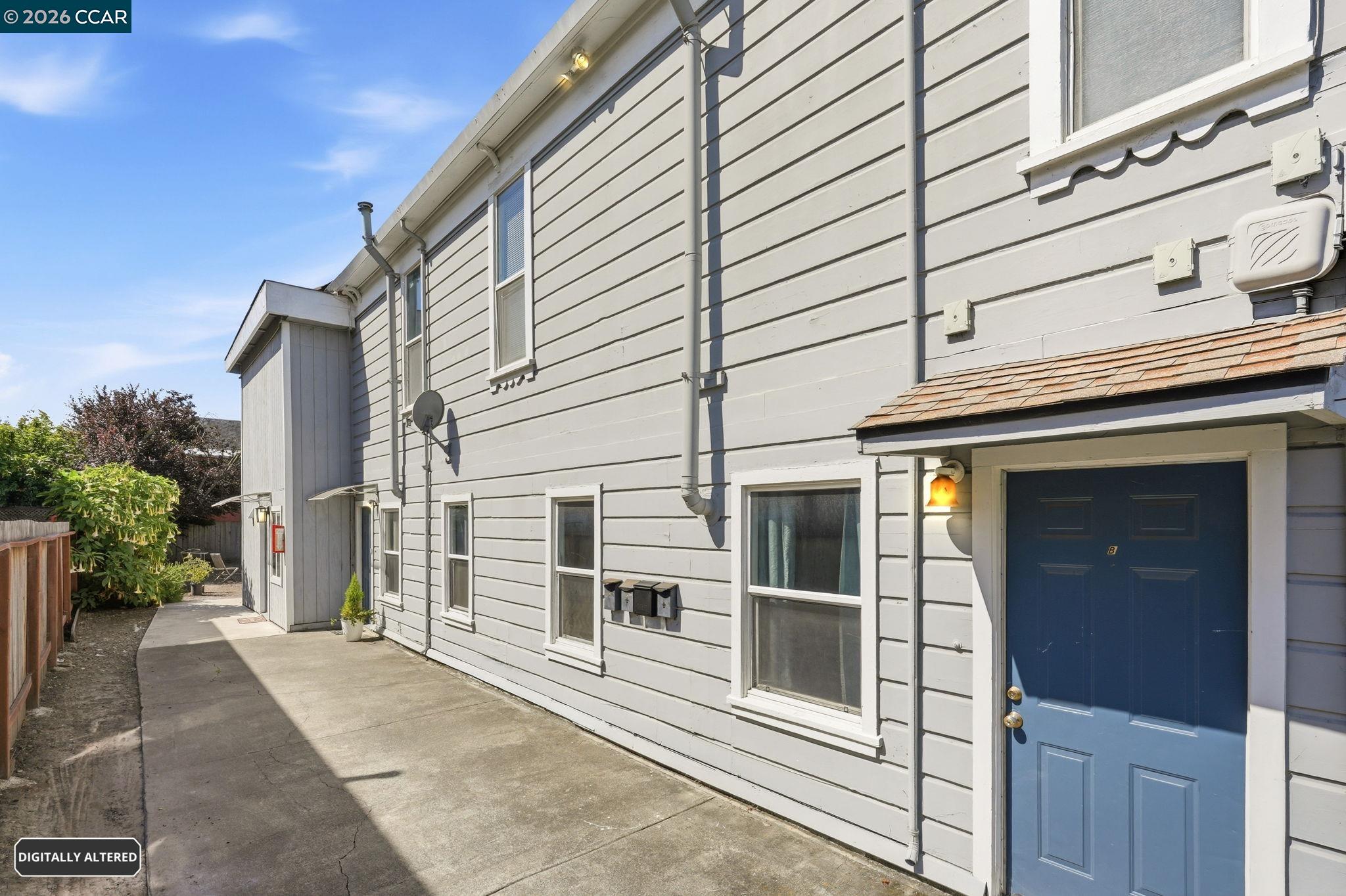 1238 Haskell Street Berkeley, CA 94702 - Photo 8 of 31