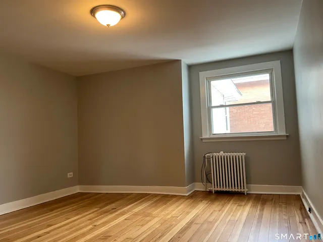 $1,700 | 160 South Main Street, Middletown, CT 06457