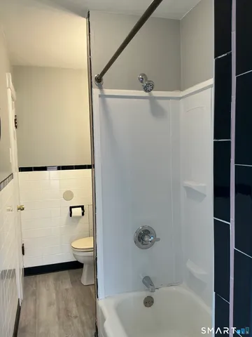 $1,700 | 160 South Main Street, Middletown, CT 06457