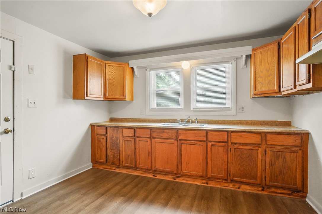 6321 Meadowbrook Road Garfield Heights, OH 44125 - Photo 8 of 22