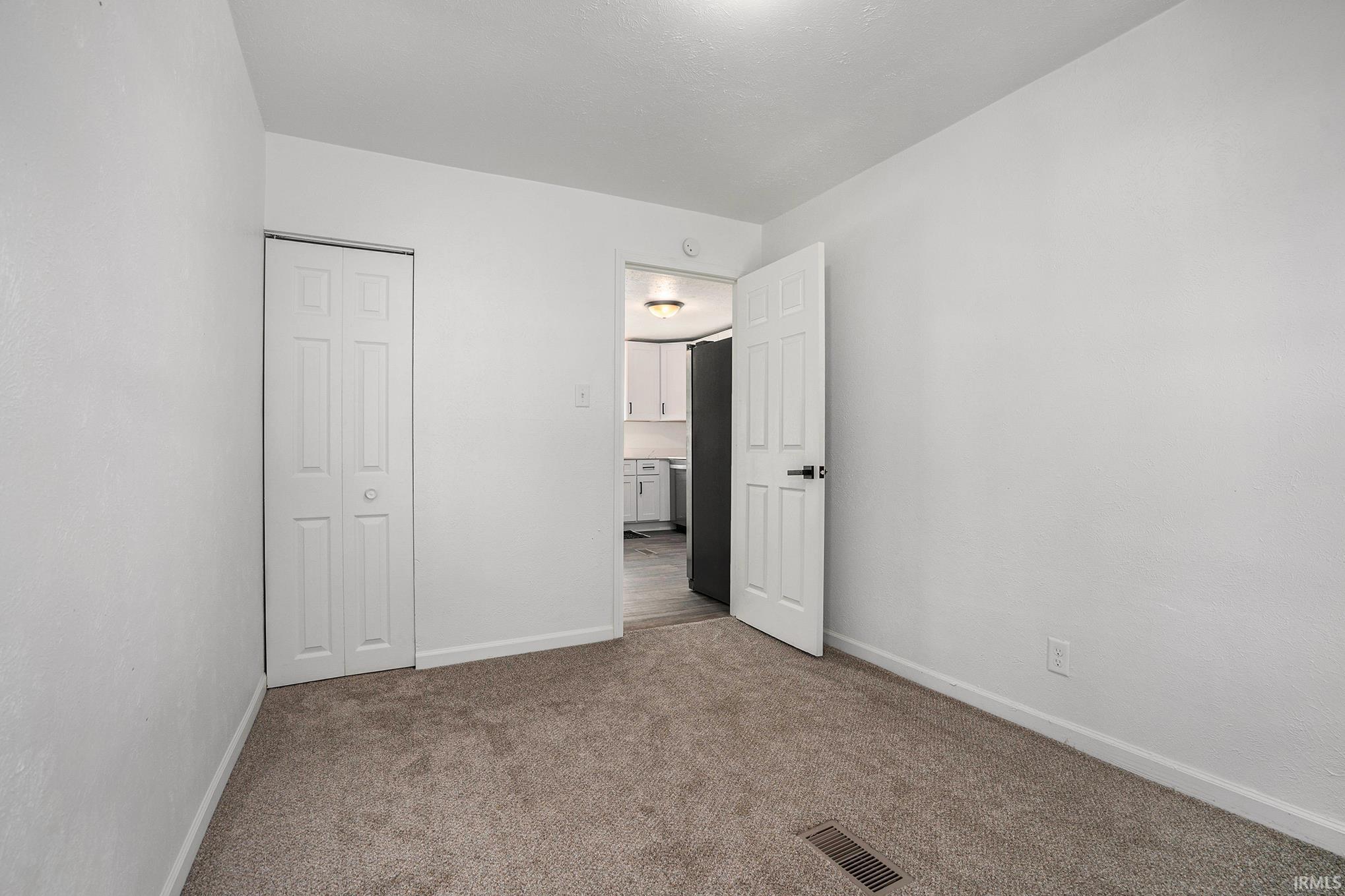 56325 Elm Road Mishawaka, IN 46545 - Photo 11 of 28 Gallery Image 11