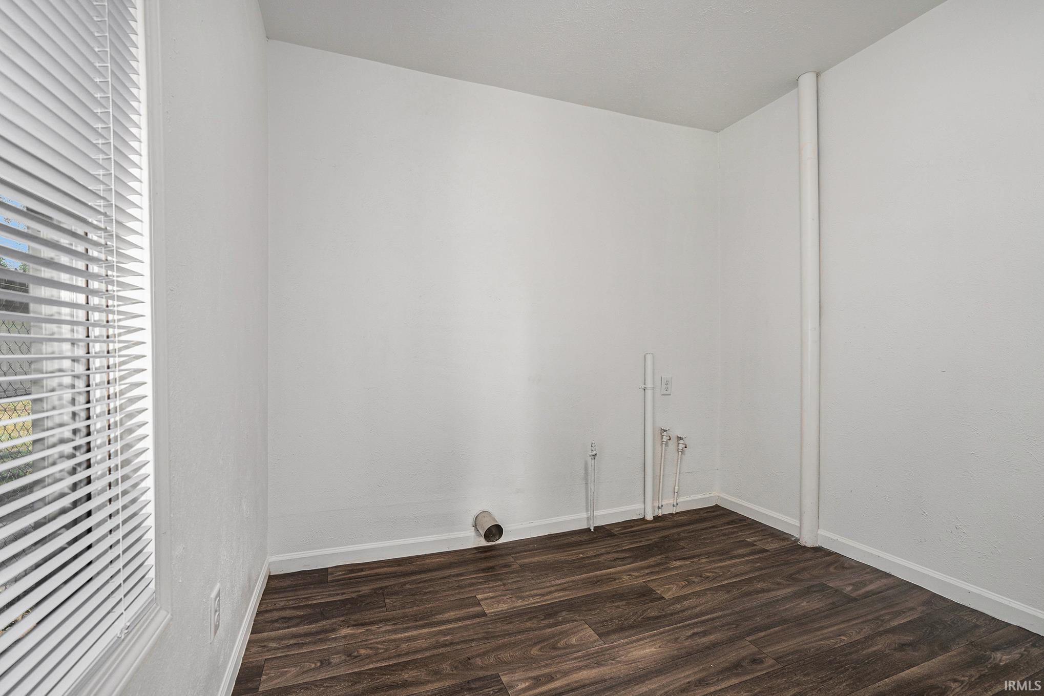 56325 Elm Road Mishawaka, IN 46545 - Photo 17 of 28 Gallery Image 17