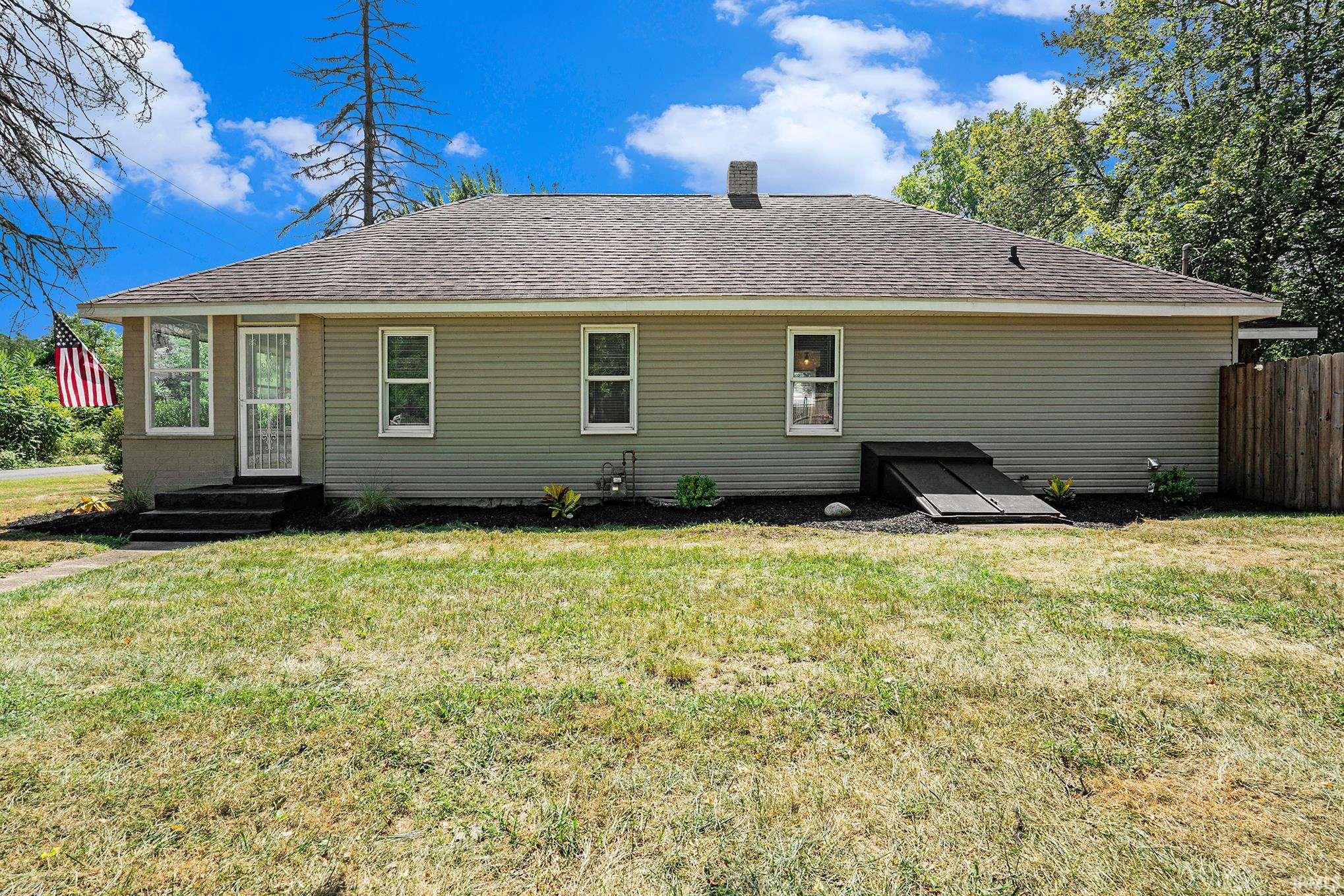 56325 Elm Road Mishawaka, IN 46545 - Photo 2 of 28 Gallery Image 2