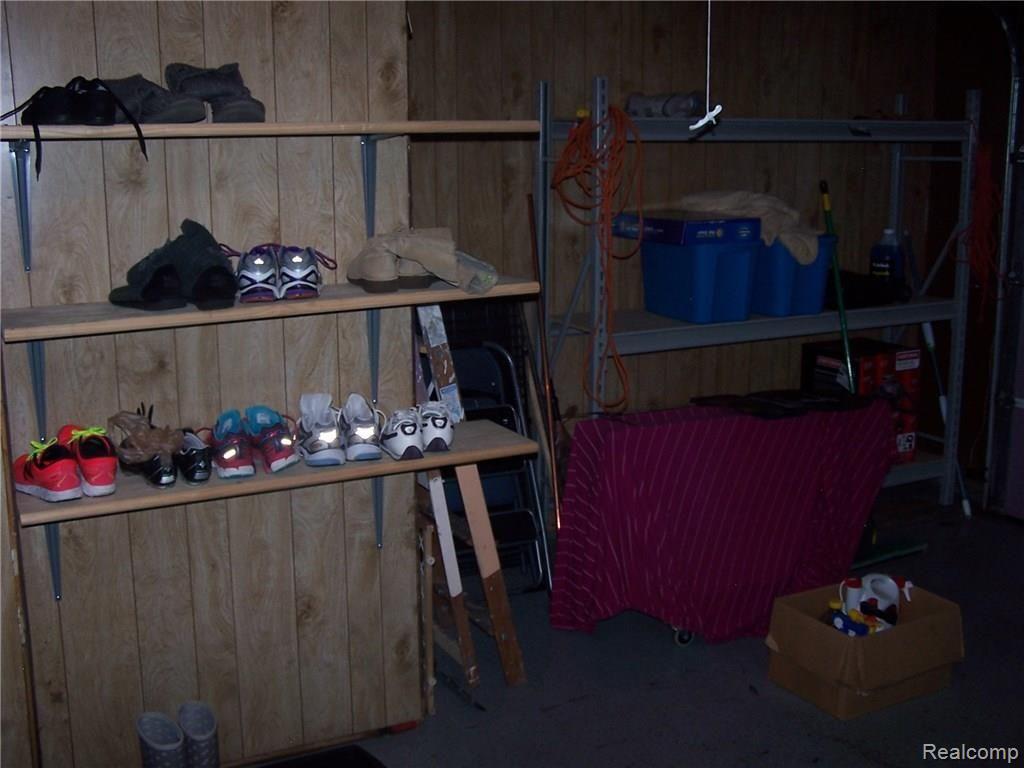 4160 England Beach Road White Lake, MI 48383 - Photo 28 of 29 100_6603.JPG