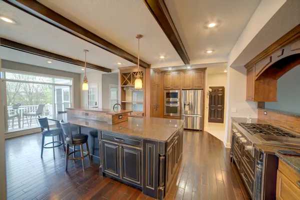 $930,000 | 2267 St Andrews Circle, Bettendorf, IA 52722