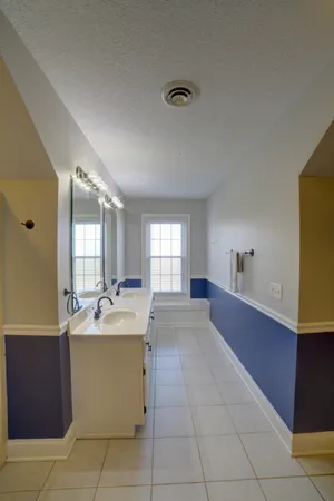$930,000 | 2267 St Andrews Circle, Bettendorf, IA 52722