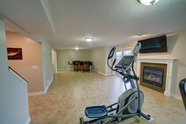 $930,000 | 2267 St Andrews Circle, Bettendorf, IA 52722