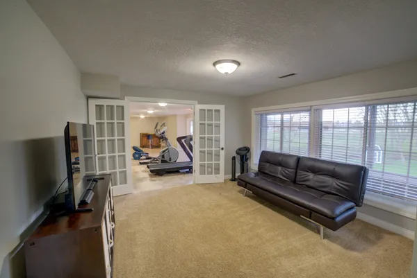 $930,000 | 2267 St Andrews Circle, Bettendorf, IA 52722