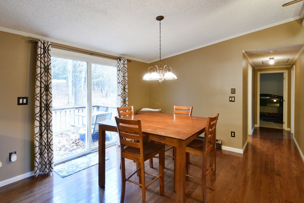 134 Burlingame Road Charlton, MA 01507 - Photo 11 of 39 Gallery Image 11