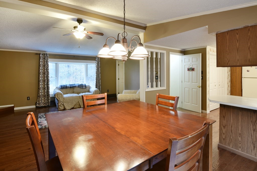 134 Burlingame Road Charlton, MA 01507 - Photo 12 of 39 Gallery Image 12