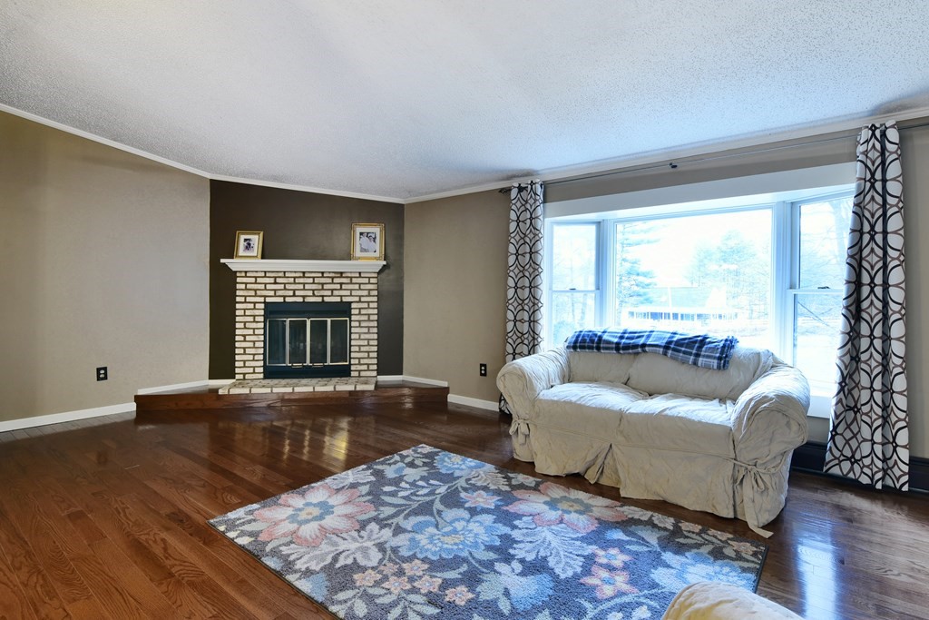134 Burlingame Road Charlton, MA 01507 - Photo 16 of 39 Gallery Image 16