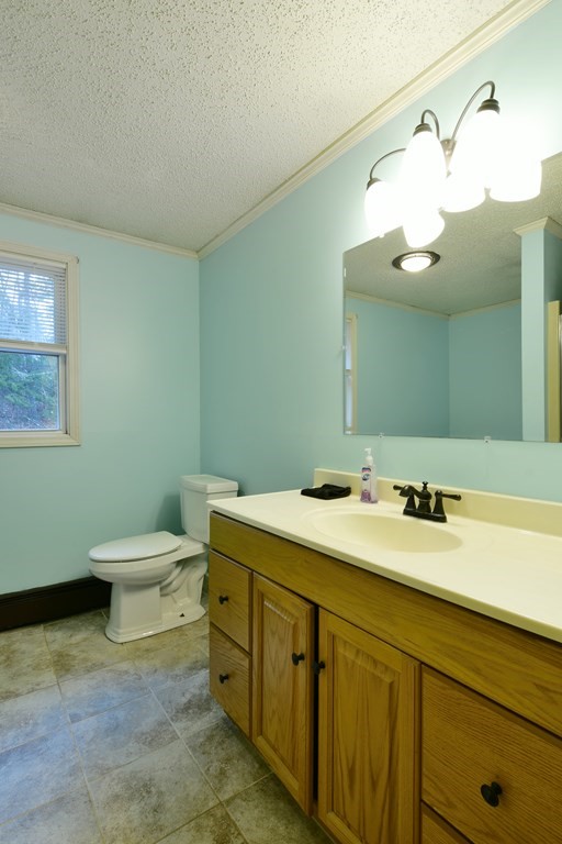 134 Burlingame Road Charlton, MA 01507 - Photo 25 of 39 Gallery Image 25