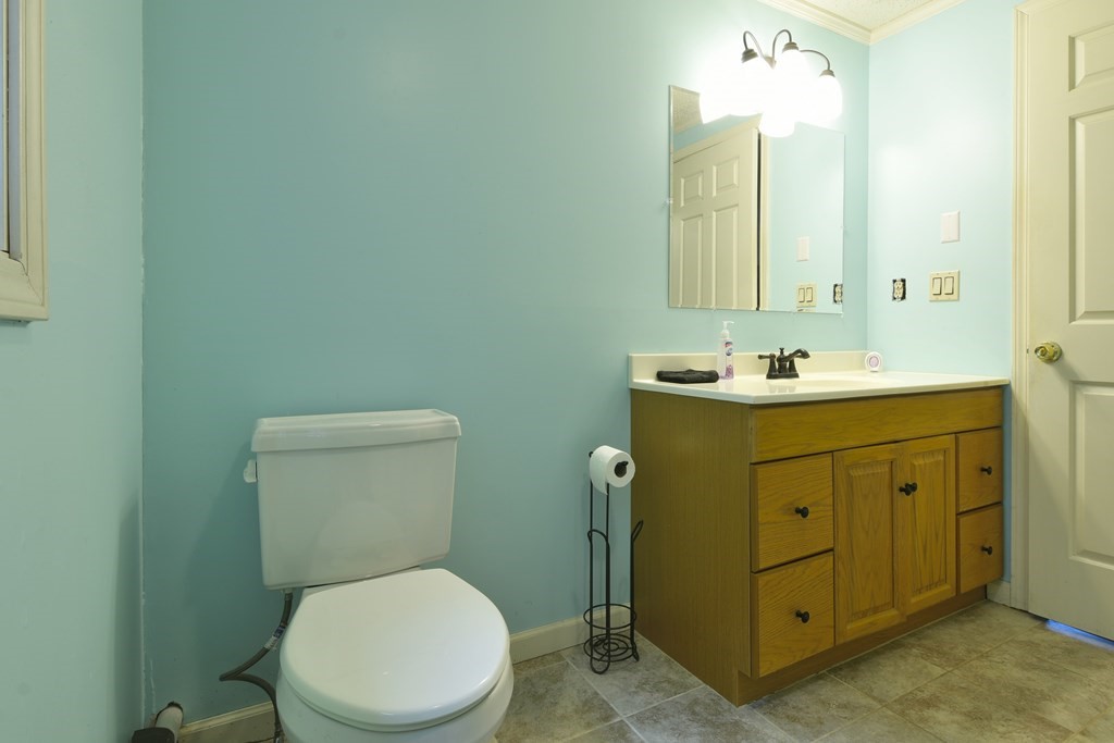134 Burlingame Road Charlton, MA 01507 - Photo 28 of 39 Gallery Image 28