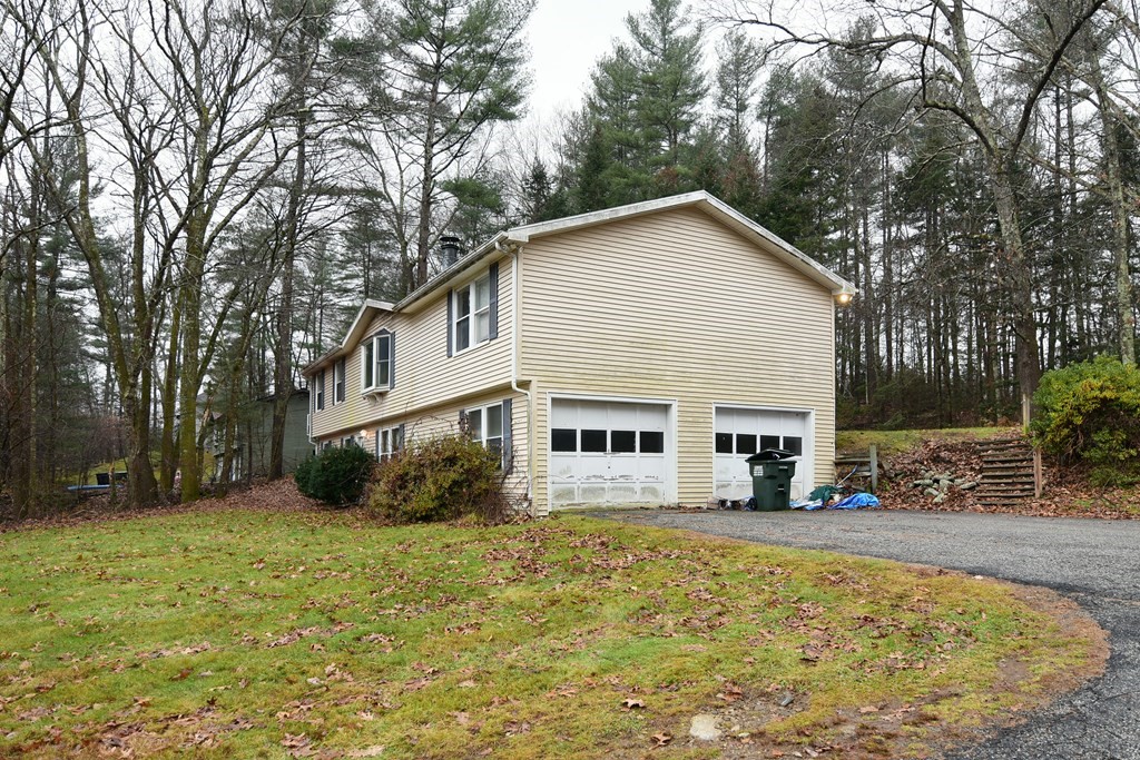 134 Burlingame Road Charlton, MA 01507 - Photo 3 of 39 Gallery Image 3