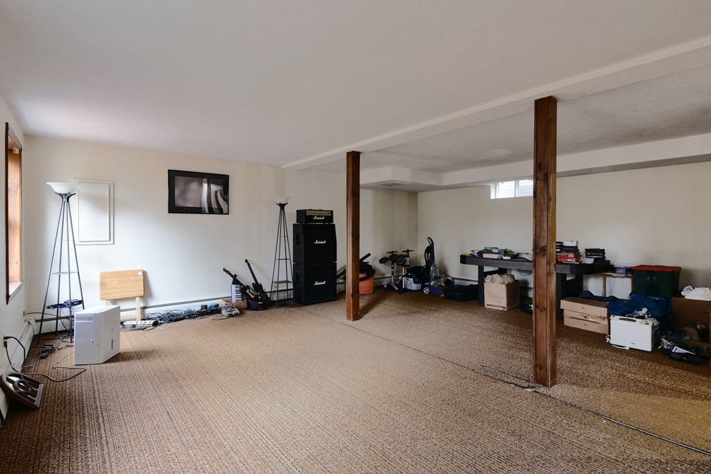 134 Burlingame Road Charlton, MA 01507 - Photo 34 of 39 Gallery Image 34