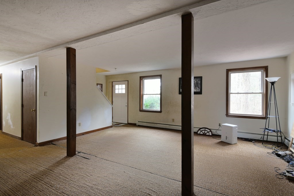 134 Burlingame Road Charlton, MA 01507 - Photo 35 of 39 Gallery Image 35