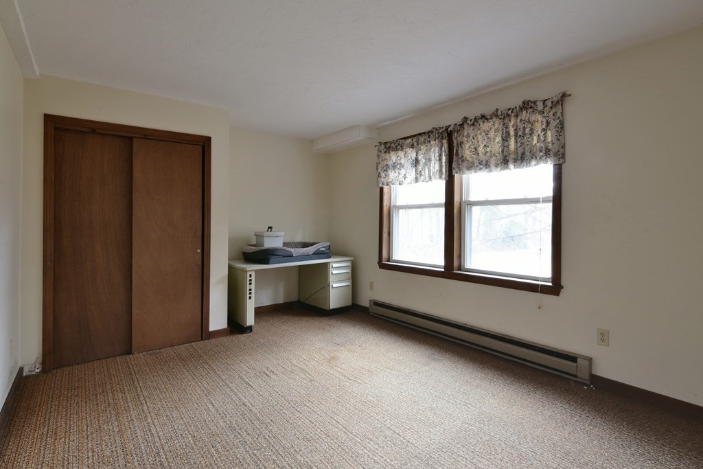 134 Burlingame Road Charlton, MA 01507 - Photo 37 of 39 Gallery Image 37
