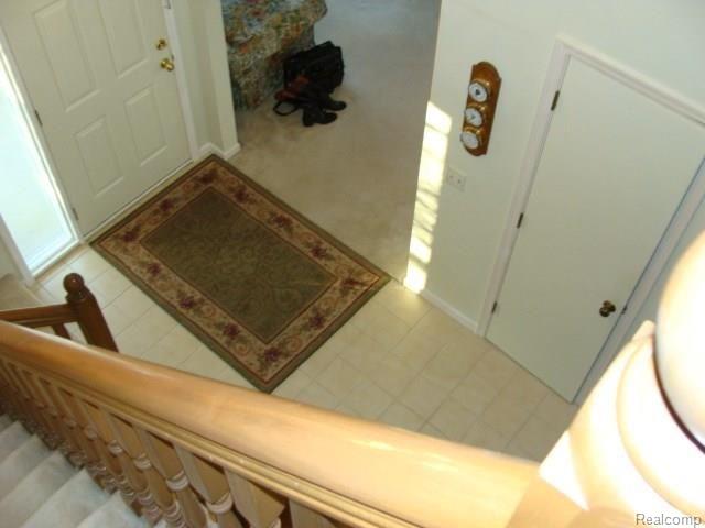 1607 Hillside Lane Rochester, MI 48307 - Photo 30 of 39 Foyer from Landing.jpg