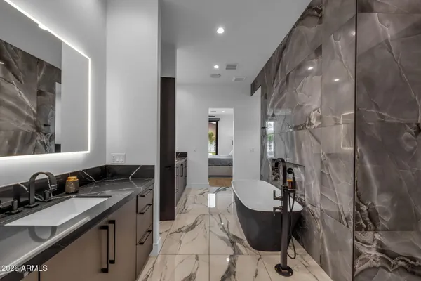 $2,175,000 | 7851 North Central Avenue, Phoenix, AZ 85020