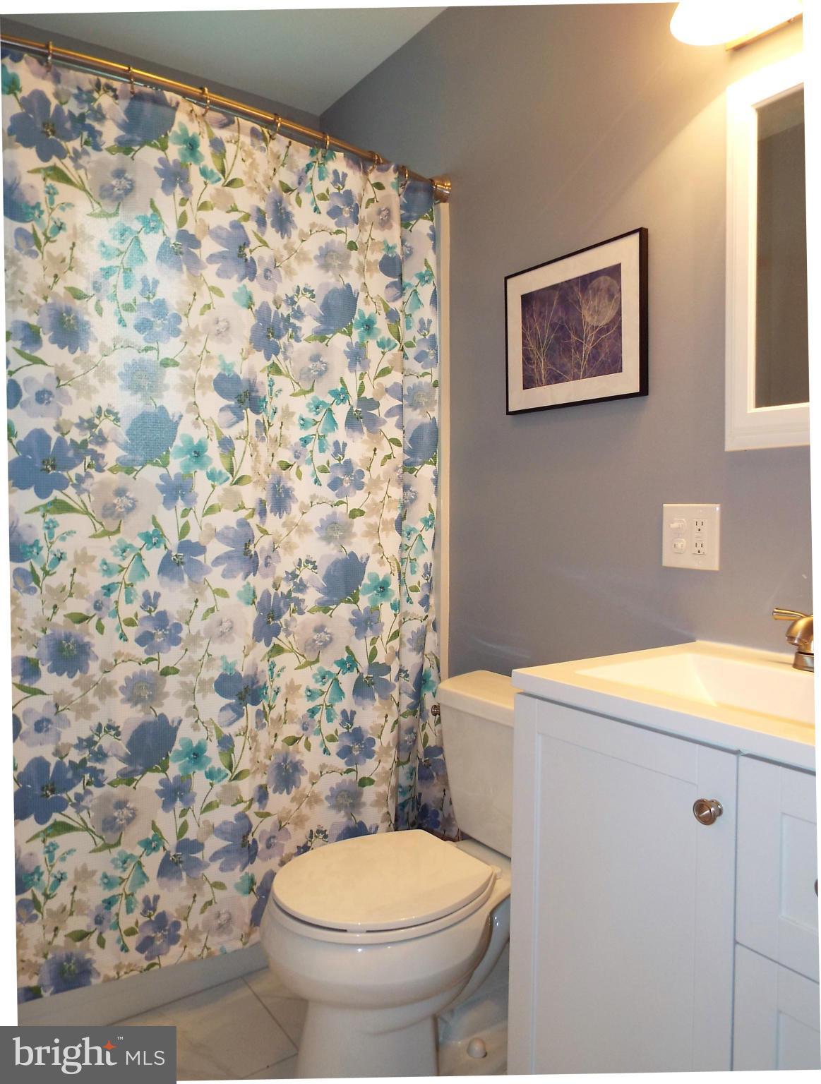 500 Old Home Road Baltimore, MD 21206 - Photo 12 of 27 FULL BATH